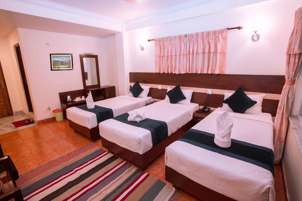 Hotel Spring Pokhara Exterior photo